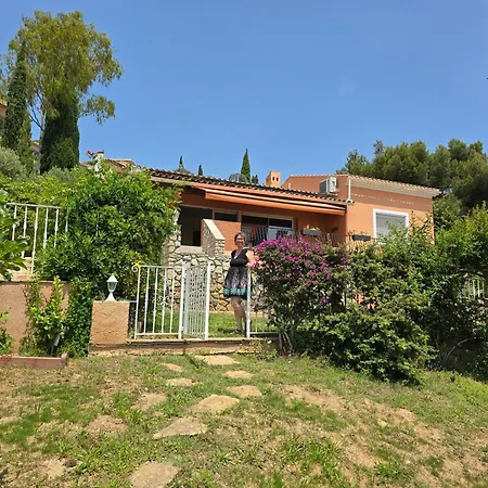 Charming 5 Stars Maison Provencale فيلة